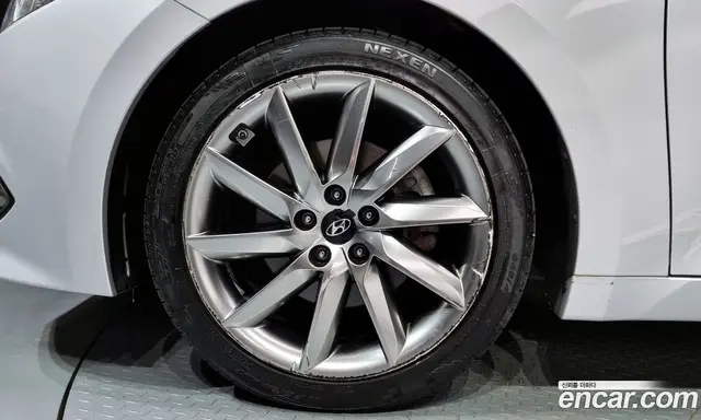 Hyundai Grandeur 2016 2.4 автомат (гидро), миниатюра 5 Hyundai Grandeur 2016 2.4 автомат (гидро), миниатюра 5