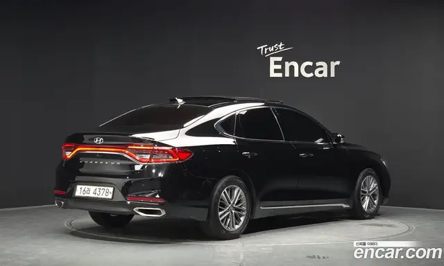 Hyundai Grandeur 2017 2.4 автомат (гидро), миниатюра 2
