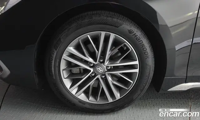 Hyundai Grandeur 2017 2.4 автомат (гидро), миниатюра 5