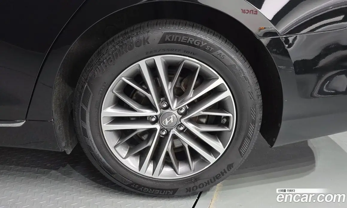 Hyundai Grandeur 2017 2.4 автомат (гидро), фото 7