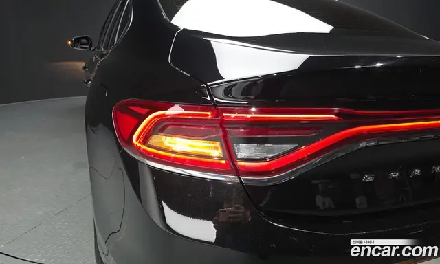 Hyundai Grandeur 2017 2.4 автомат (гидро), миниатюра 9