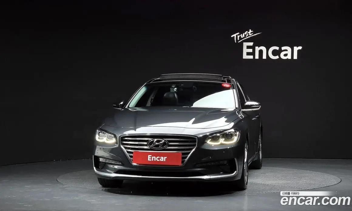 Hyundai Grandeur 2018 3.0 автомат (гидро), фото 3