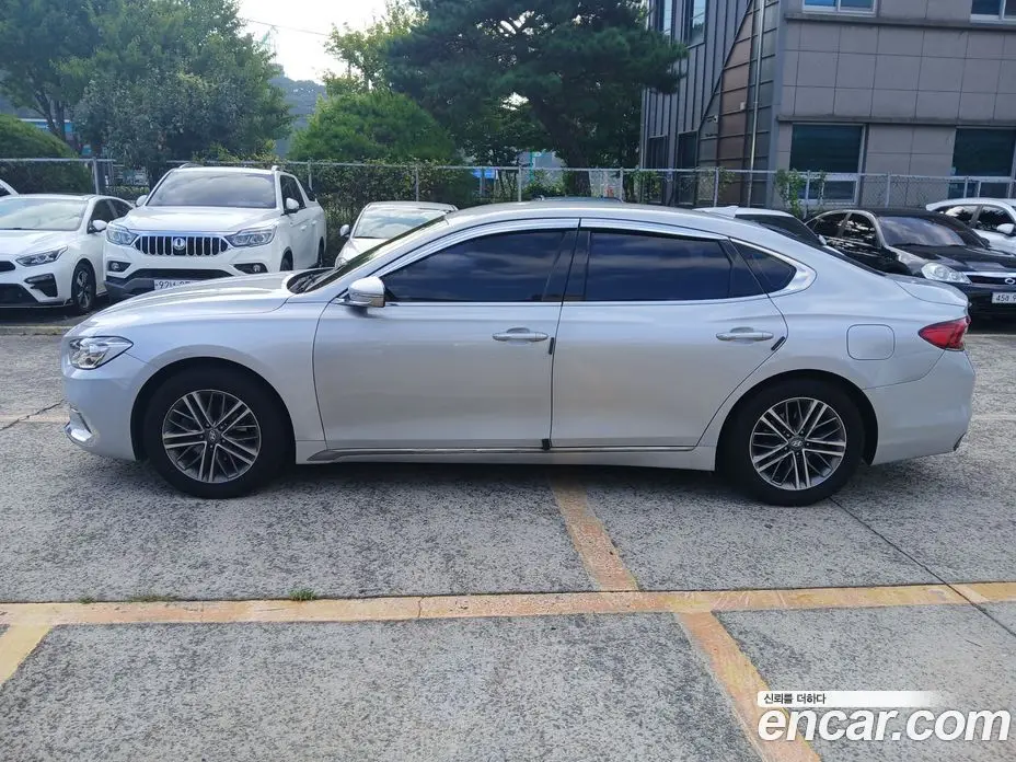 Hyundai Grandeur 2018 3.0 автомат (гидро), фото 4