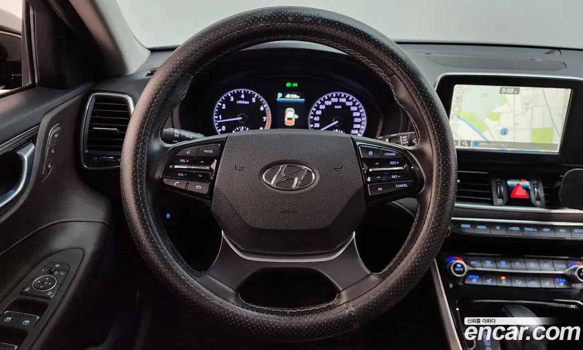 Hyundai Grandeur 2019 2.4 автомат (гидро), фото 13