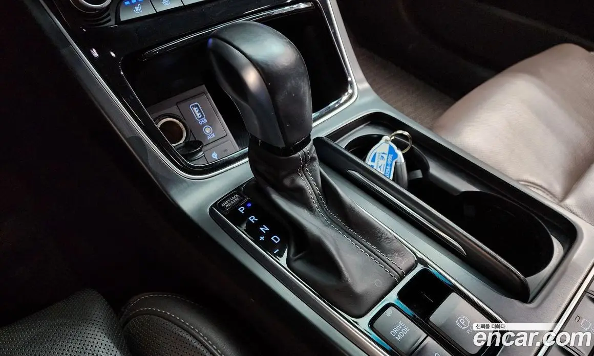 Hyundai Grandeur 2019 2.4 автомат (гидро), фото 9