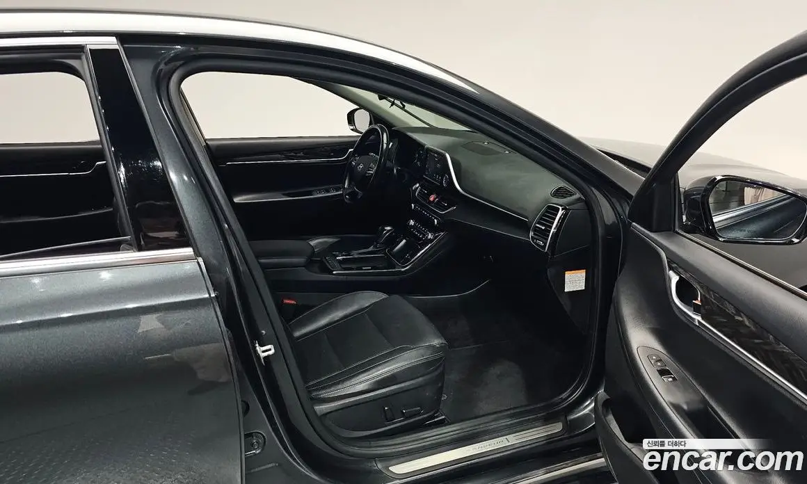 Hyundai Grandeur 2019 2.4 автомат (гидро), фото 17