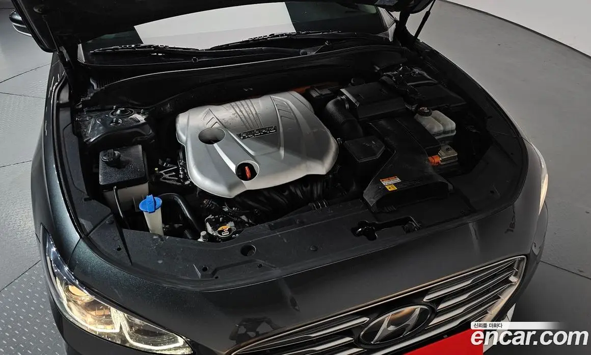 Hyundai Grandeur 2019 2.4 автомат (гидро), фото 6