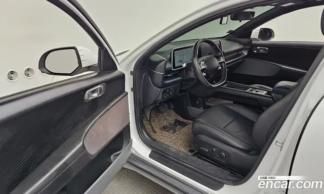 Hyundai Ioniq 6 2022 0.1 автомат (гидро), миниатюра 12