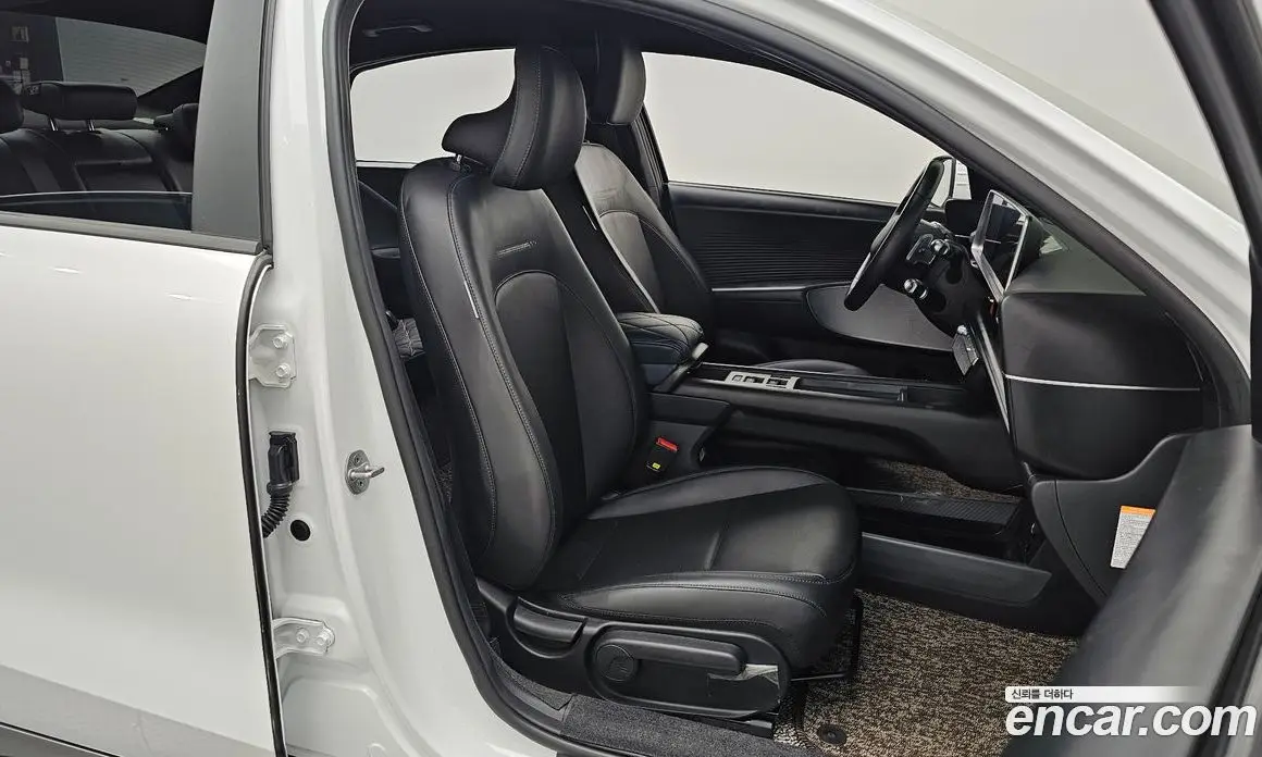 Hyundai Ioniq 6 2022 0.1 автомат (гидро), фото 15