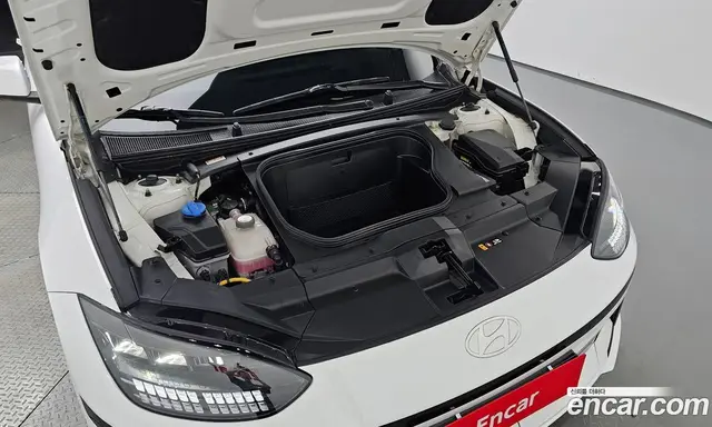 Hyundai Ioniq 6 2022 0.1 автомат (гидро), миниатюра 5