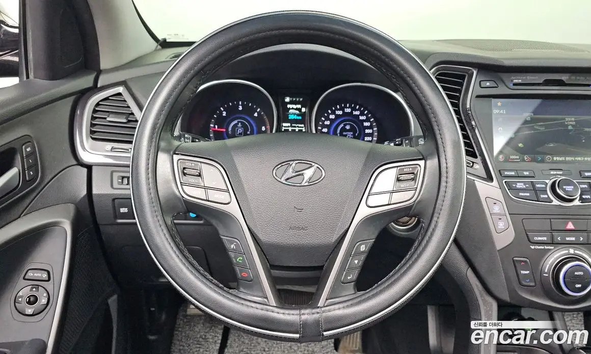 Hyundai Santa Fe 2014 2.0 автомат (гидро), фото 14 Hyundai Santa Fe 2014 2.0 автомат (гидро), фото 14