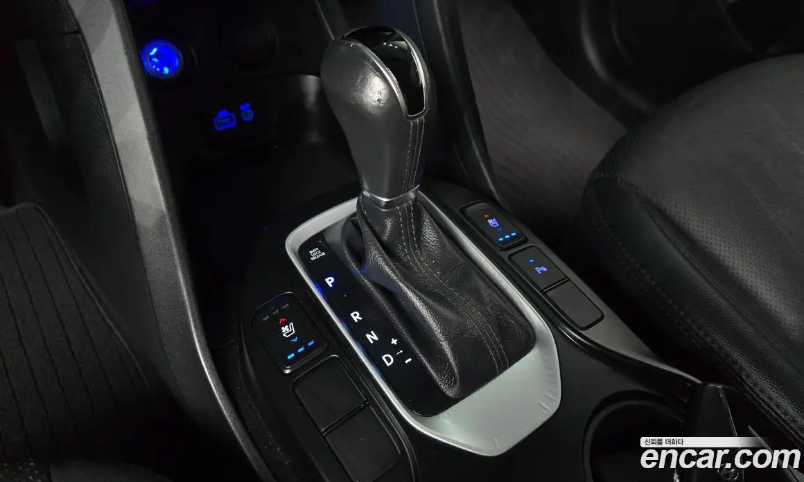 Hyundai Santa Fe 2016 2.0 автомат (гидро), фото 9