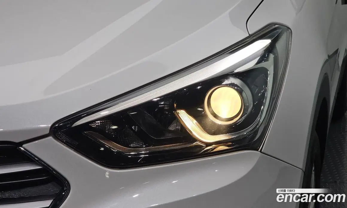 Hyundai Santa Fe 2016 2.0 автомат (гидро), фото 7