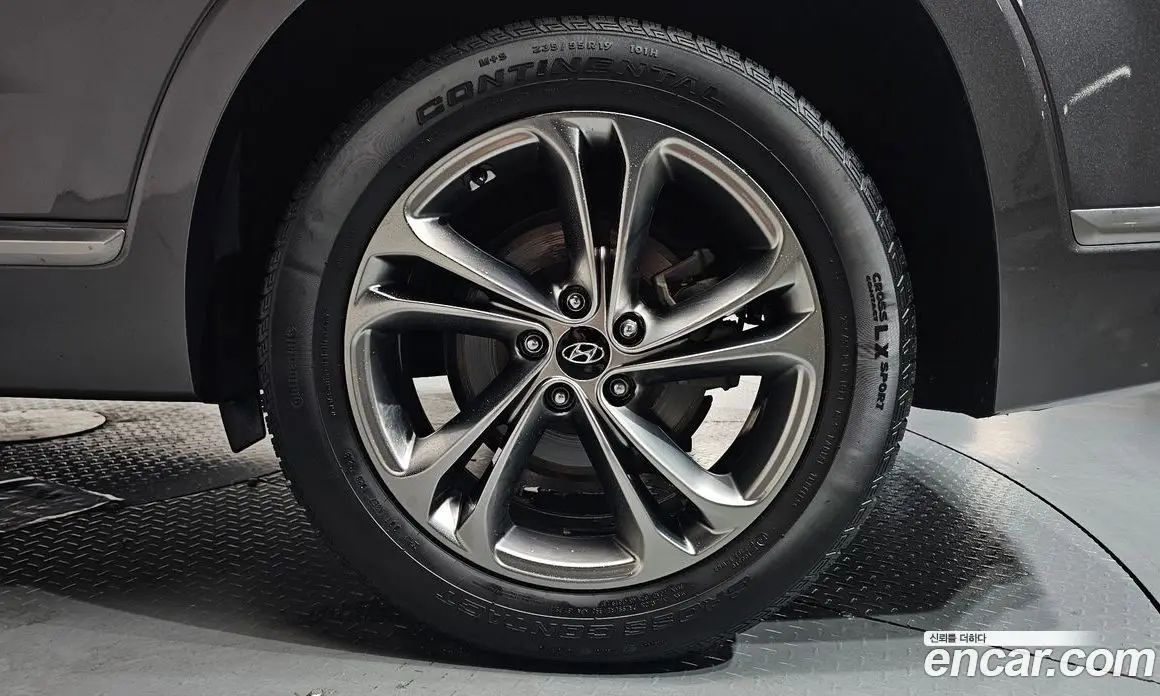 Hyundai Santa Fe 2018 2.0 автомат (гидро), фото 6