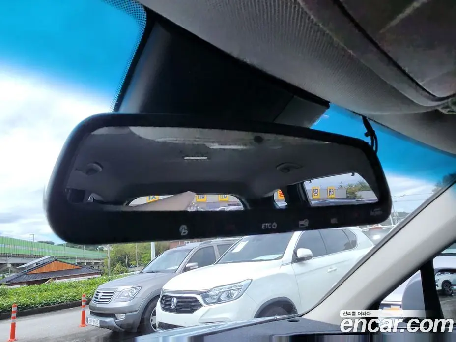 Hyundai Santa Fe 2018 2.0 автомат (гидро), фото 18