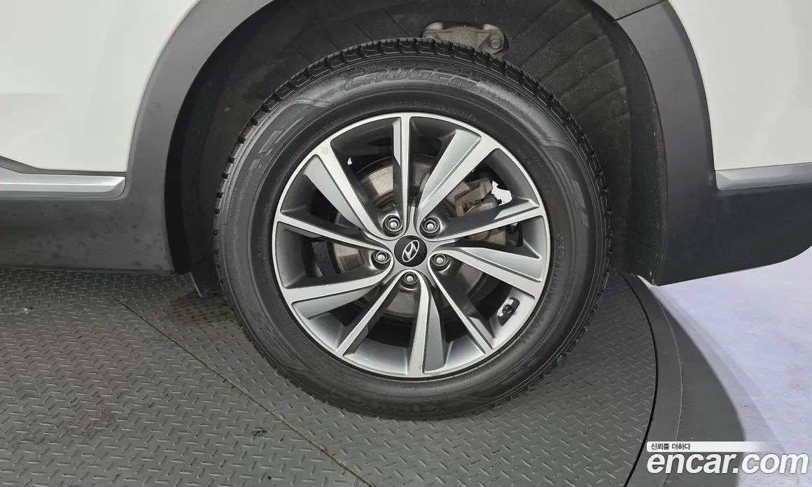 Hyundai Santa Fe 2019 2.0 автомат (гидро), фото 7