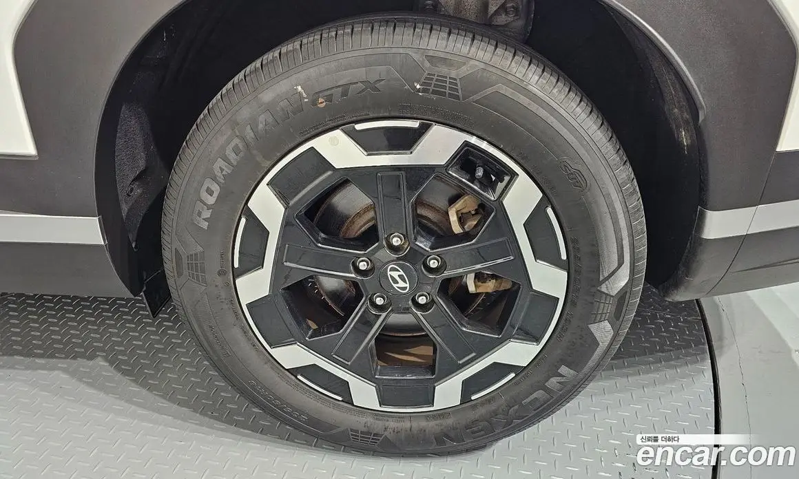 Hyundai Santa Fe 2023 2.5 автомат (гидро), фото 6