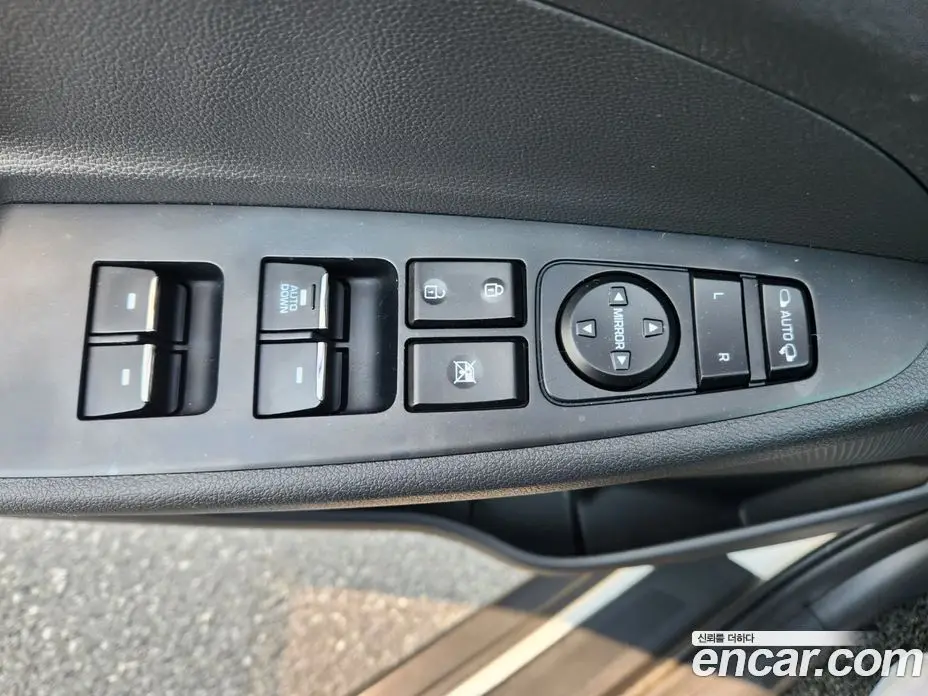 Hyundai Tucson 2015 2.0 автомат (гидро), фото 15