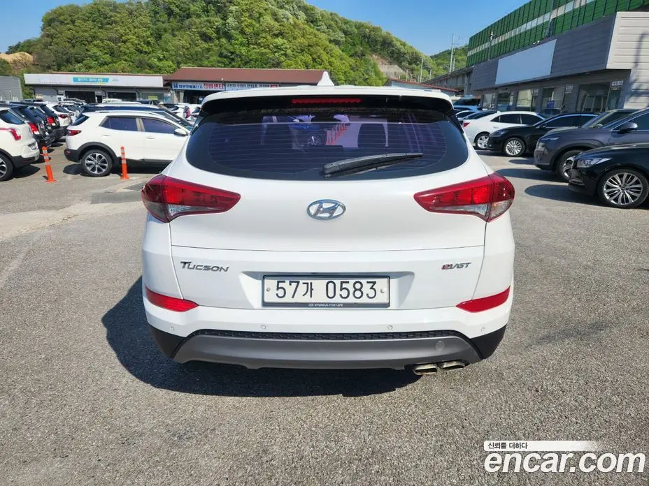 Hyundai Tucson 2015 2.0 автомат (гидро), фото 4