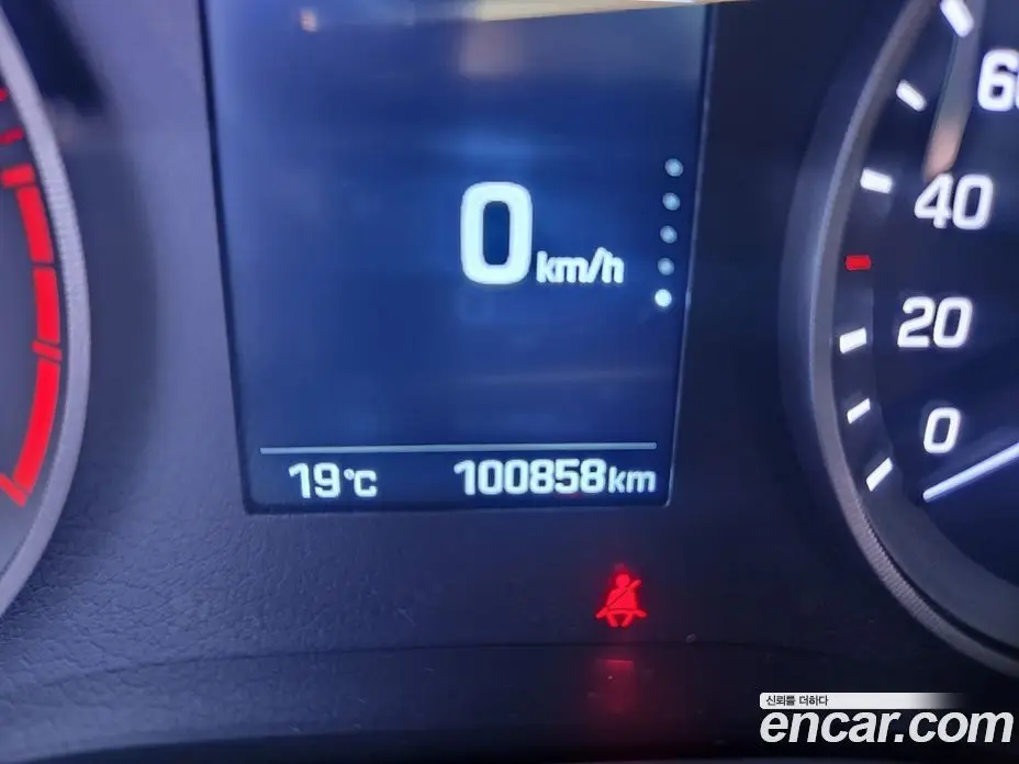 Hyundai Tucson 2015 2.0 автомат (гидро), фото 8