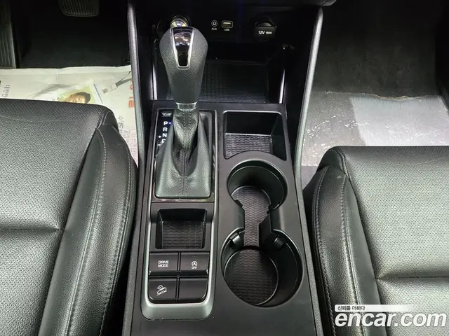 Hyundai Tucson 2016 2.0 автомат (гидро), миниатюра 12