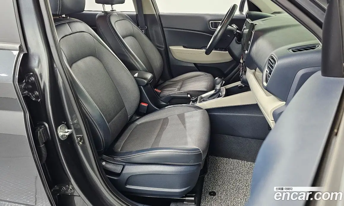 Hyundai Venue 2019 1.6 автомат (гидро), фото 11