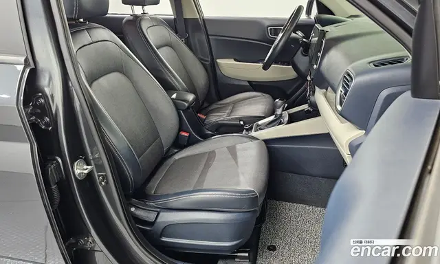 Hyundai Venue 2019 1.6 автомат (гидро), миниатюра 11