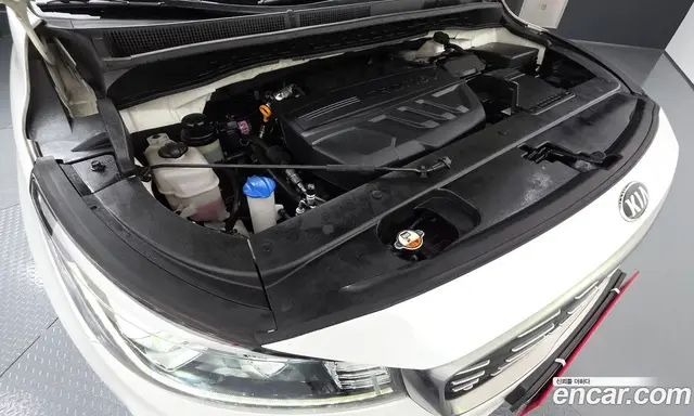 Kia Carnival 2018 2.2 автомат (гидро), миниатюра 6