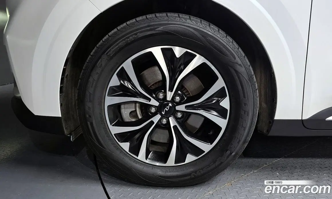 Kia Carnival 2020 2.2 автомат (гидро), фото 5