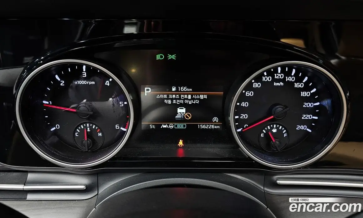 Kia Carnival 2020 2.2 автомат (гидро), фото 8