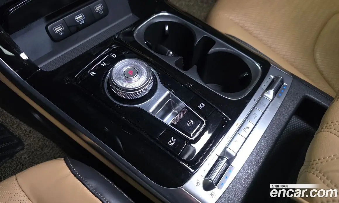 Kia Carnival 2022 2.2 автомат (гидро), фото 12