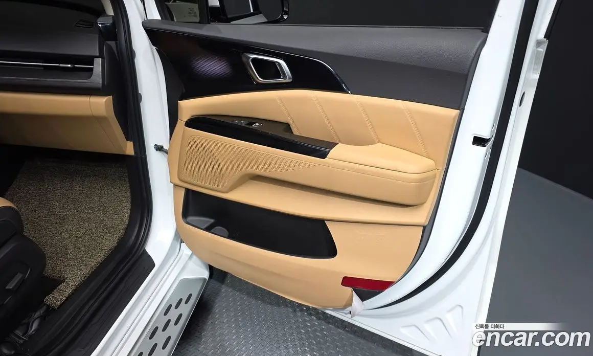Kia Carnival 2022 2.2 автомат (гидро), фото 15