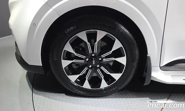 Kia Carnival 2022 2.2 автомат (гидро), миниатюра 5