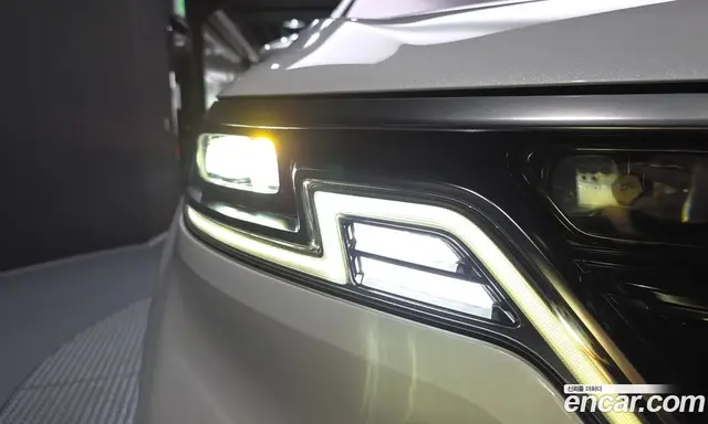Kia Carnival 2022 2.2 автомат (гидро), миниатюра 8