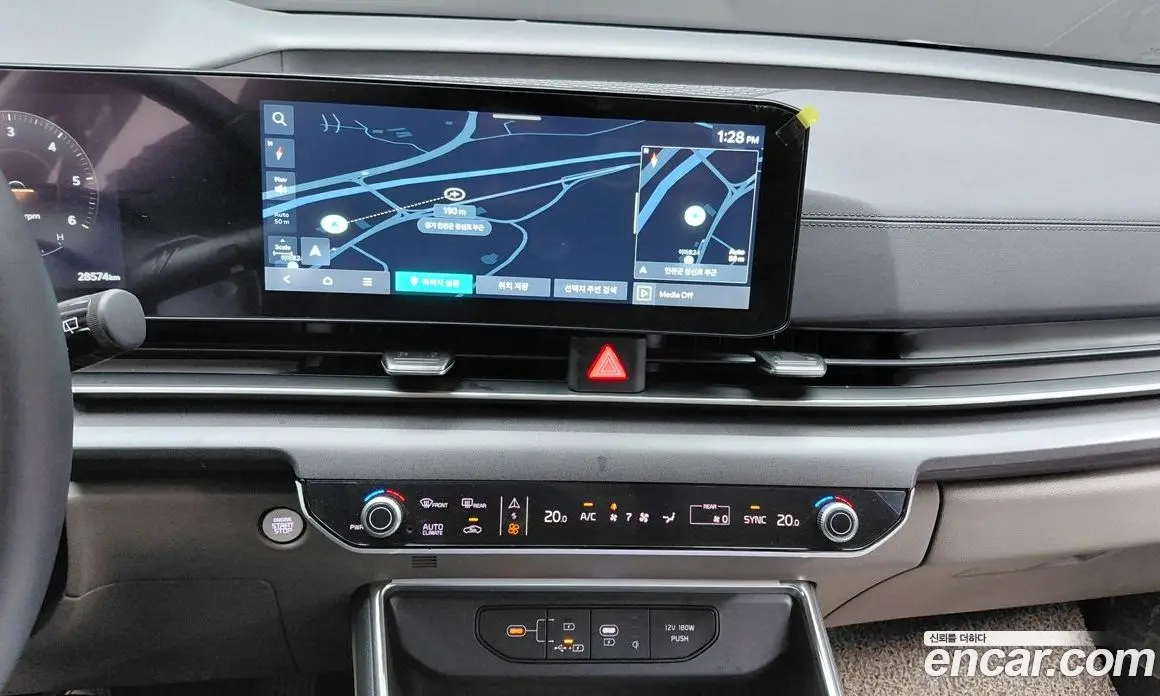 Kia Carnival 2024 2.2 автомат (гидро), фото 19