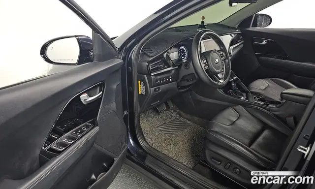 Kia Niro 2020 1.6 автомат (гидро), миниатюра 11 Kia Niro 2020 1.6 автомат (гидро), миниатюра 11