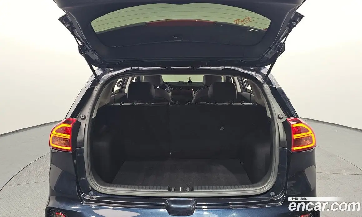 Kia Niro 2020 1.6 автомат (гидро), фото 20 Kia Niro 2020 1.6 автомат (гидро), фото 20