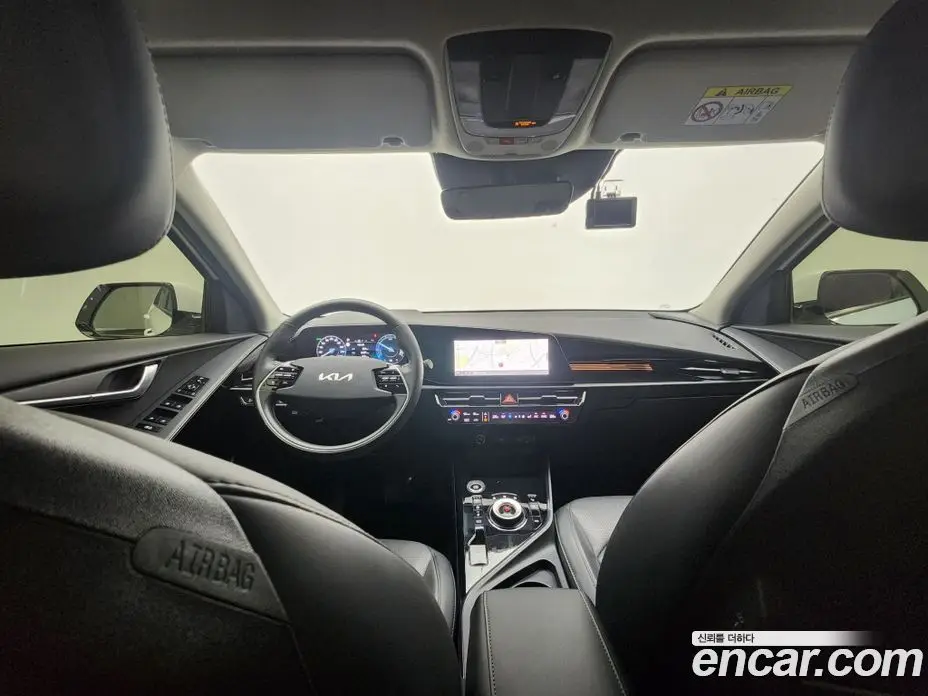 Kia Niro 2023 1.6 автомат (гидро), фото 17