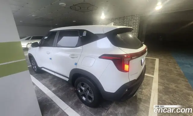 Kia Seltos 2025 2.0 автомат (гидро), миниатюра 4