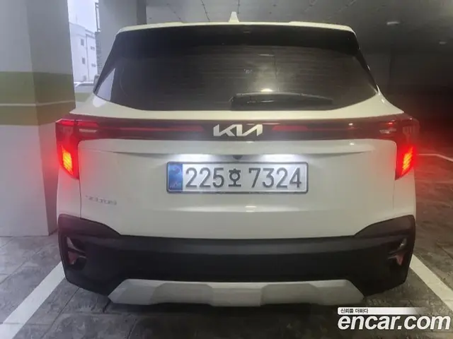 Kia Seltos 2025 2.0 автомат (гидро), миниатюра 5