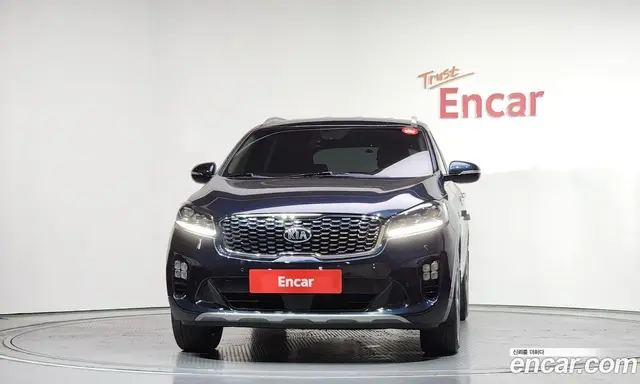 Kia Sorento 2018 2.0 автомат (гидро), миниатюра 3 Kia Sorento 2018 2.0 автомат (гидро), миниатюра 3