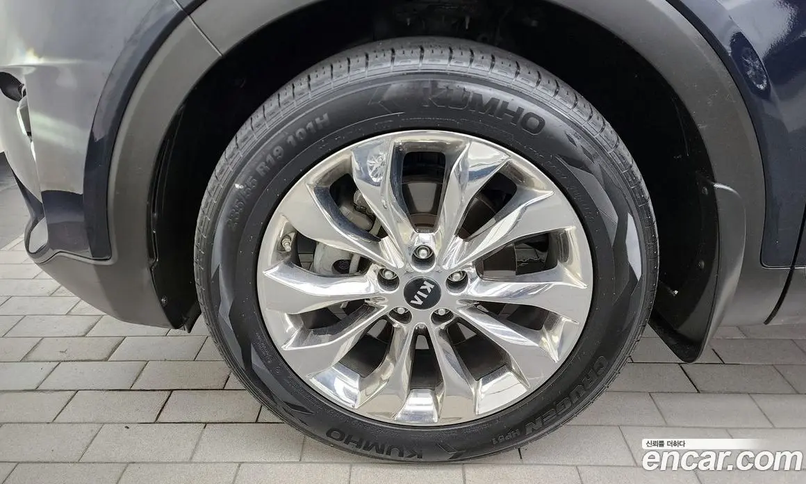 Kia Sorento 2018 2.0 автомат (гидро), фото 5 Kia Sorento 2018 2.0 автомат (гидро), фото 5