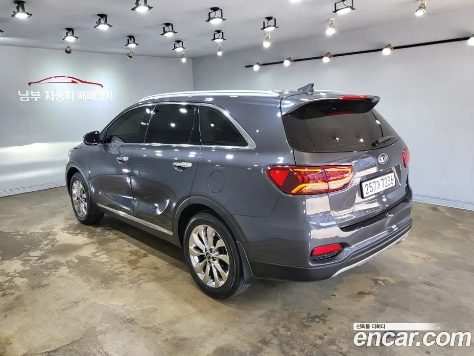 Kia Sorento 2018 2.0 автомат (гидро), фото 6 Kia Sorento 2018 2.0 автомат (гидро), фото 6