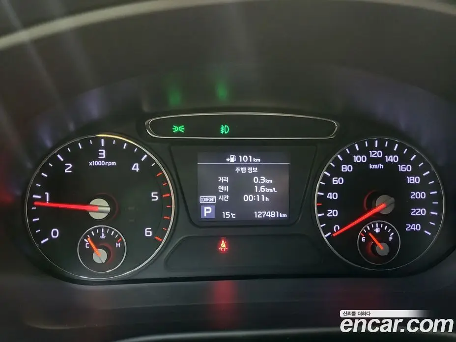 Kia Sorento 2018 2.0 автомат (гидро), фото 8 Kia Sorento 2018 2.0 автомат (гидро), фото 8