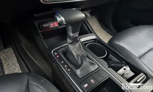 Kia Sorento 2019 2.0 автомат (гидро), миниатюра 11 Kia Sorento 2019 2.0 автомат (гидро), миниатюра 11