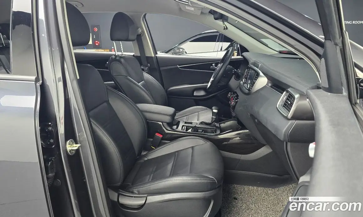 Kia Sorento 2019 2.0 автомат (гидро), фото 12 Kia Sorento 2019 2.0 автомат (гидро), фото 12