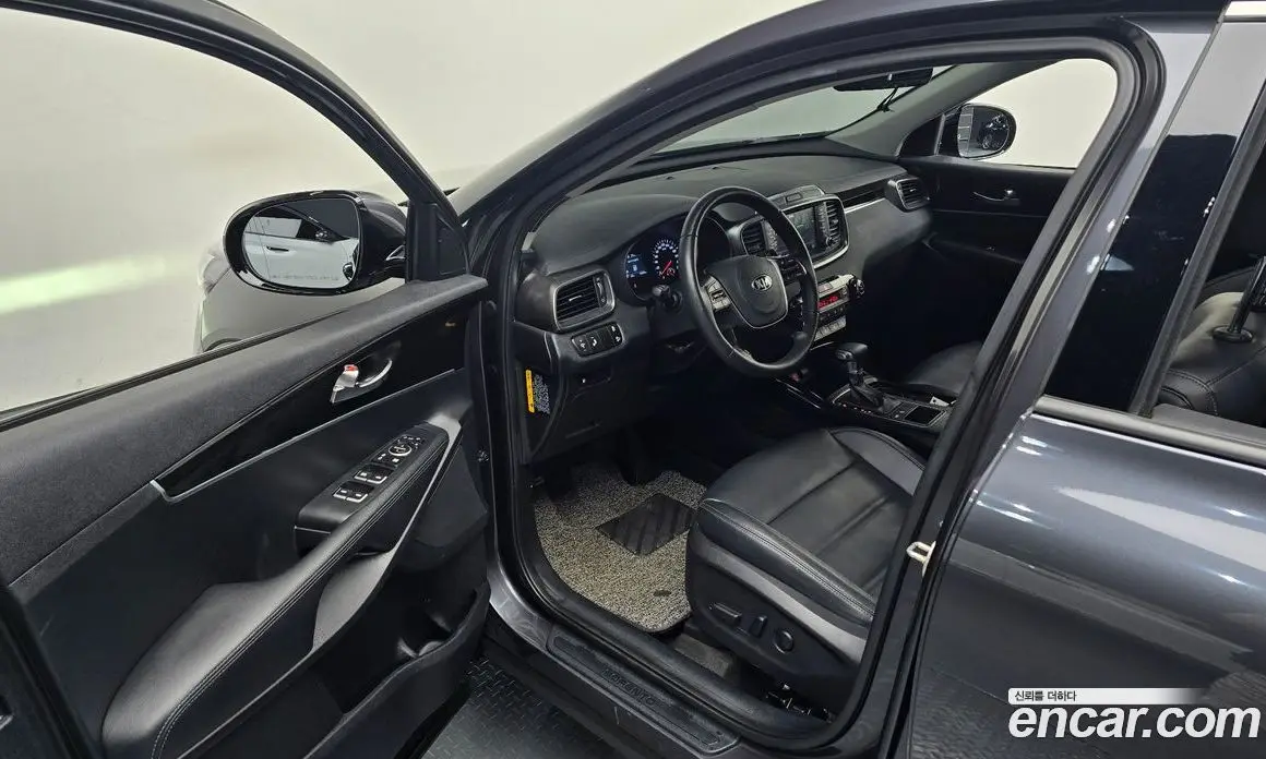 Kia Sorento 2019 2.0 автомат (гидро), фото 16 Kia Sorento 2019 2.0 автомат (гидро), фото 16