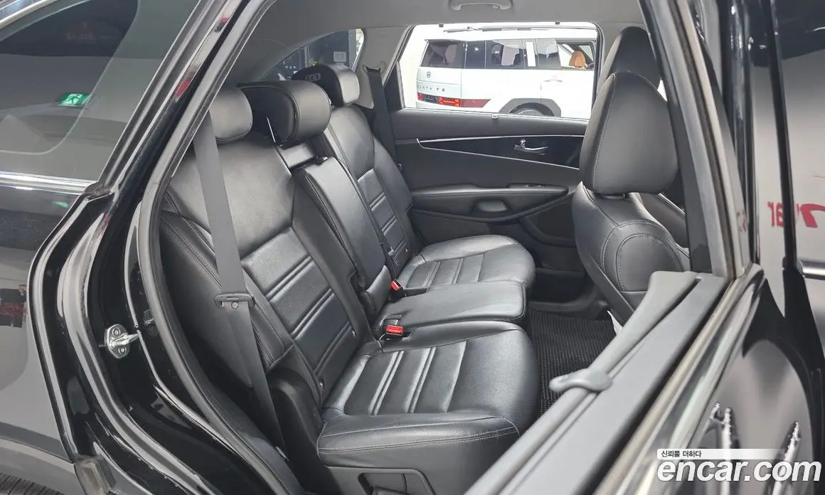Kia Sorento 2019 2.0 автомат (гидро), фото 18