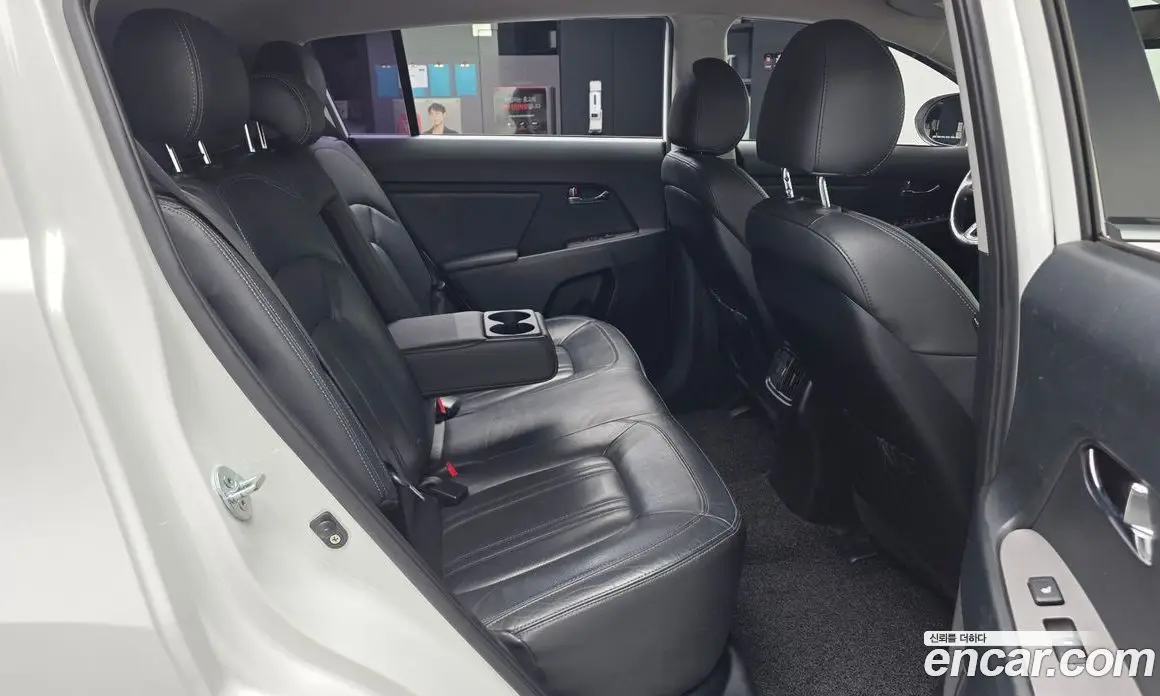 Kia Sportage 2013 2.0 автомат (гидро), фото 16 Kia Sportage 2013 2.0 автомат (гидро), фото 16