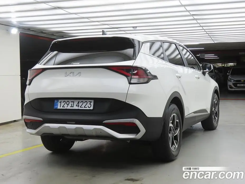 Kia Sportage 2022 2.0 автомат (гидро), фото 4